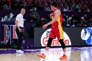 开云体育app-媒体人：中国男篮比预期的更强势 新西兰为身高短板付出了代价