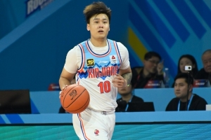 开云体育app-赵睿：最煎熬的是新疆2年 受伤让我打打停停 自己一度陷入过怀疑