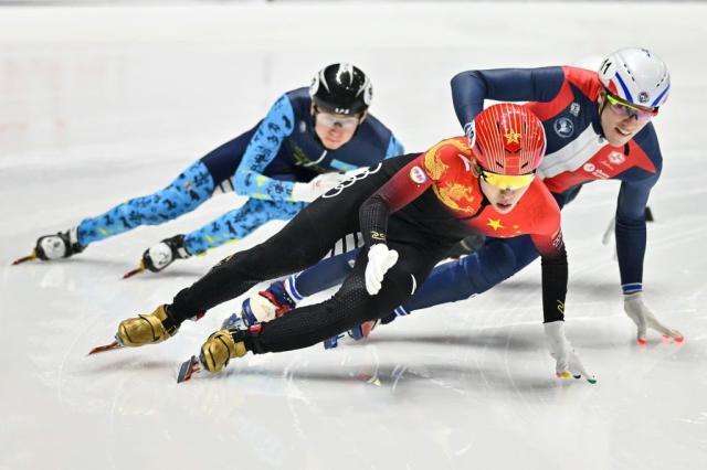 KAIYUN-短道加拿大站中国队遇考验 林孝埈难成“救命稻草”