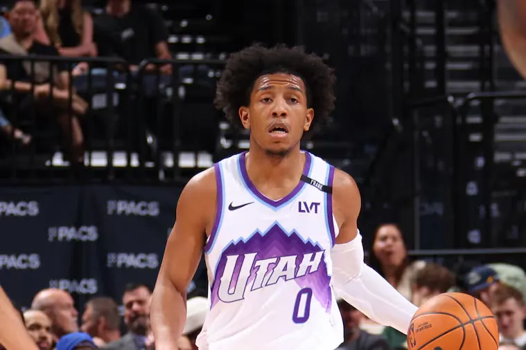 开云体育-美记：爵士与肯尼迪-钱德勒签下第二份10天短合同