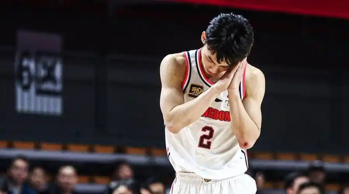 开云体育下载-申请交易，徐杰离队？2换1，广东交易曝光，27岁，211，顶薪中锋|沈梓捷|广东男篮|杜锋|胡明轩|杜润旺_新浪体育_新浪新闻